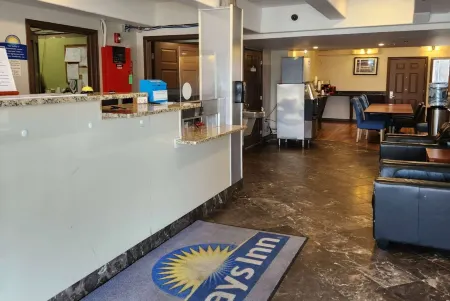 Days Inn by Wyndham Denver Downtown Отели рядом с достопримечательностью «Ботанические сады Денвера»