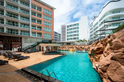 Centara Nova Hotel Pattaya