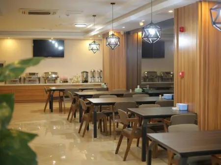 GreenTree Alliance Hotel (Wuwei High-Speed Railway Station)