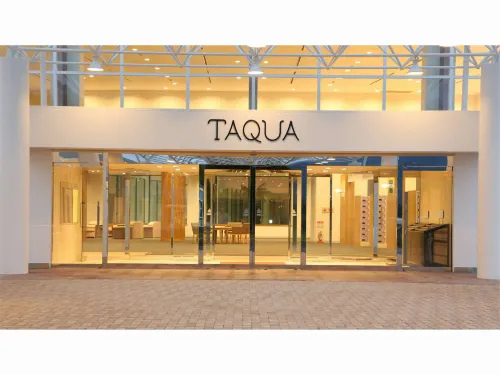 Taqua Hotels in Taku