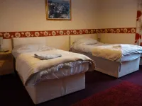 Aberdeen Arms Hotel Tarland