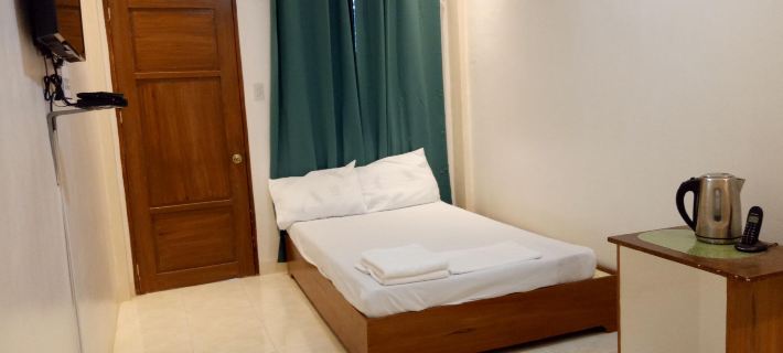Joaquim's Lodge Hotels in Oslob