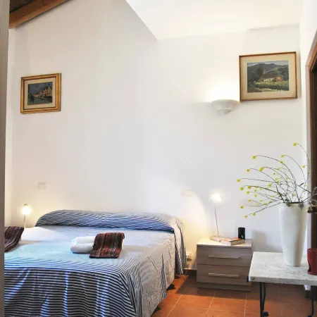 Red Roses Flat in a Semi-Detached Villa