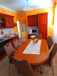 Spacious and Sunny Apartment, Island Rab