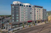 Element Colorado Springs Downtown Hotels near Cheyenne Mountain Zoo
