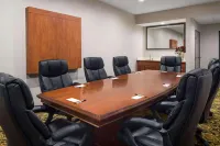 Country Inn & Suites by Radisson, Louisville South, KY - parking