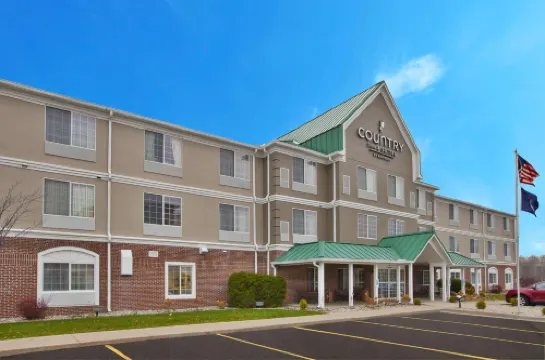 Country Inn & Suites by Radisson, Big Rapids, MI
