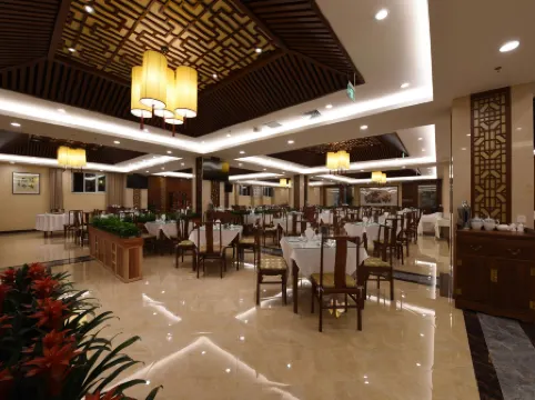 Guantong Jianhui Hotel Отели рядом с достопримечательностью «CPC Beijing Xicheng District Committee Party School»