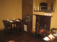 Ashleigh House Bed & Breakfast - Хоумстей