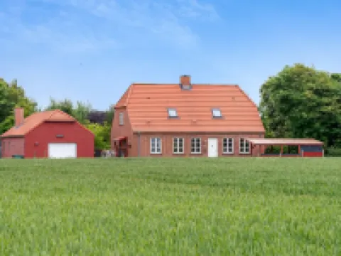 "Soria" - 600m to the Fjord Hotels in Vemb