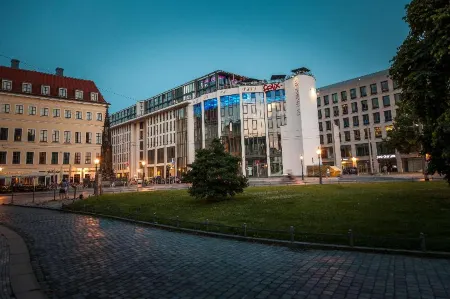Staycity Aparthotels Dresden City Centre Отели рядом с достопримечательностью «Опера Земпера»