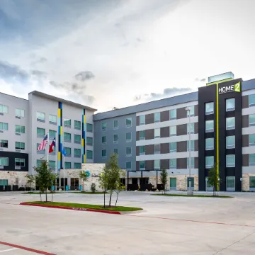 Tru by Hilton Pflugerville