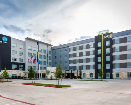 Tru by Hilton Pflugerville Hotels in Pflugerville