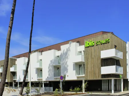 Ibis Styles Arcachon Gujan-Mestras Отели в г. Бигано