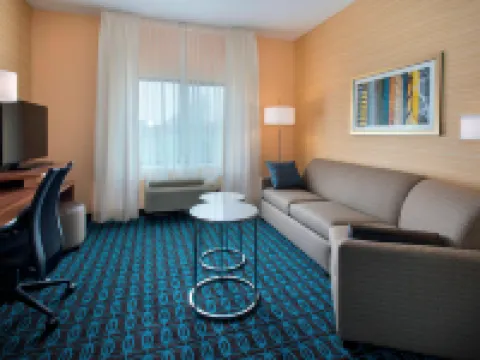 フェアフィールド・イン＆スイート・シラキュース・キャリア・サークル デ・ウィットのホテル