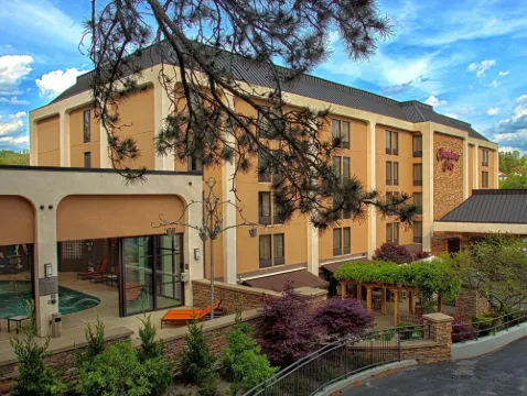 ハンプトン イン ウィーリング