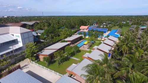 Golf Inn Resort Hotels in Mueang Samut Songkhram