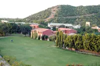 Sunrise Resort Hotels in Samod
