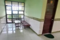 RedDoorz Syariah Near Bypass Krian Mojosari 호텔