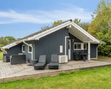 "Thorke" - 200m from the Sea Hotels in Nysted