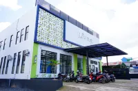 Urbanview Hotel Ratu Elok Syariah Banjarbaru by RedDoorz