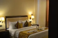 The Legend Hotels in Allahabad