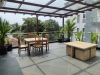 Woodside Retreat