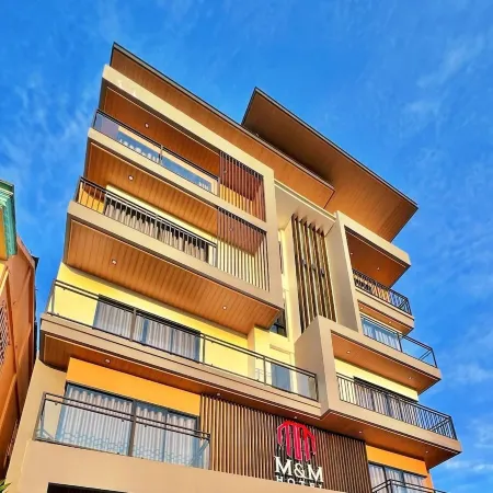 M&M HOTEL Отели рядом с достопримечательностью «Wat That»