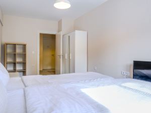 Flat with Balcony 5 Min to Urla Center in Izmir