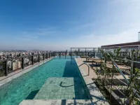 LIV - Apartment 705 Comfortable and Fully Equipped Hotels near Botanic Garden