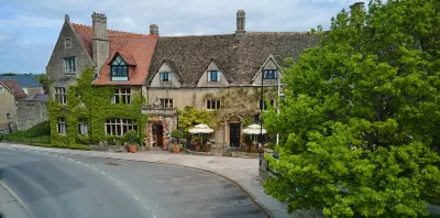 Old Bell Hotel Hotel dekat Highgrove Gardens