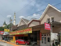 Hotel Jaya Kusuma Near Candi Prambanan Hotels in Prambanan