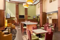 Hampton Inn & Suites Williamsburg Historic District - breakfast