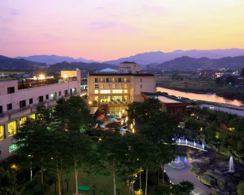Chereville Spa Tourist Hotel Hotel berhampiran Stesen Obin
