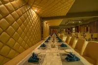 Hotel Castle Salam Hotels near Royal Bengal Tiger