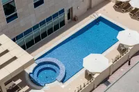 Premier Inn Doha Education City - Pool