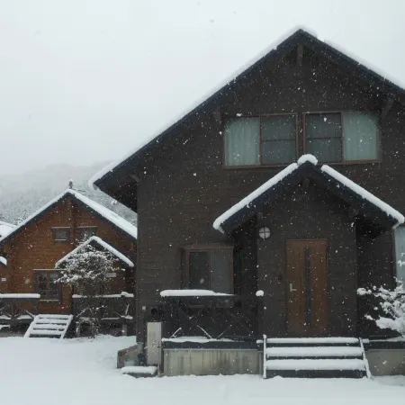 Log House Cottage Oze Toumeisou
