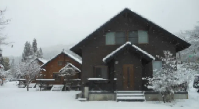 Log House Cottage Oze Toumeisou