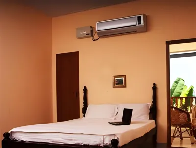 Backwater Breeze Hotels near GO FARM