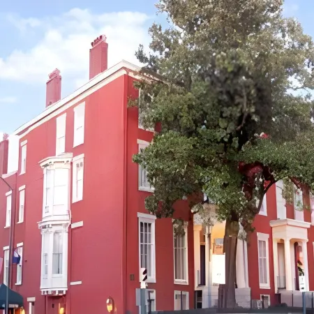 Linden Row Inn