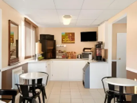 Kings Inn Midland Hoteles en Midland