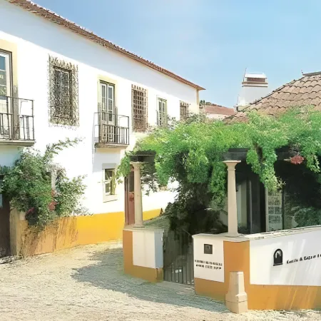 Casa de S. Thiago do Castelo