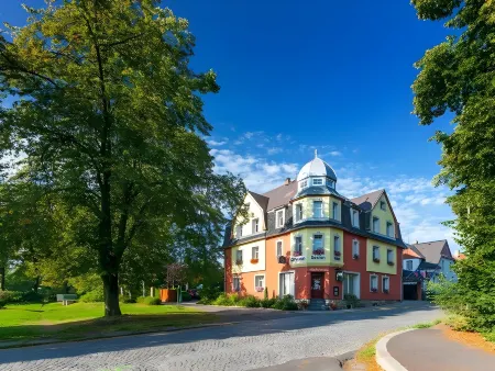 Pytloun Design Self Check-in Hotel Отели рядом с достопримечательностью «DinoPark Liberec Plaza»