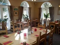 The Barrington Arms Hotel Hotel di Woolstone