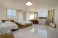 Cheorwon Pares Hotels in Cheorwon-gun