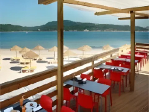 トロイア レジデンス プライア カルヴァリャルのホテル