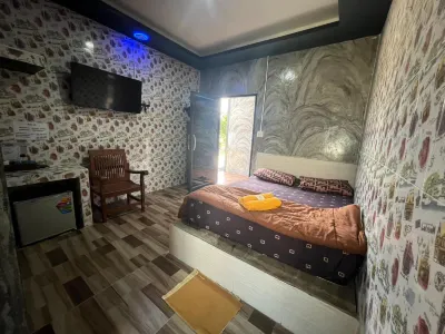 Diane Hotel Hoteller i Pho Rai Wan