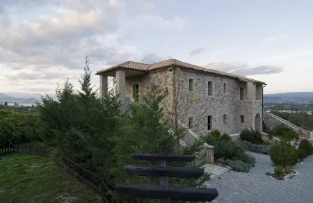 Klymeni Traditional Homes Отели в г. Drepano