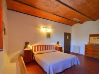 Agriturismo in Tuscany with Pool and Wine Tasting - Wifi