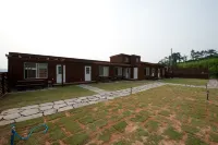 Sinan Sloth Pension Hotels in Сінан